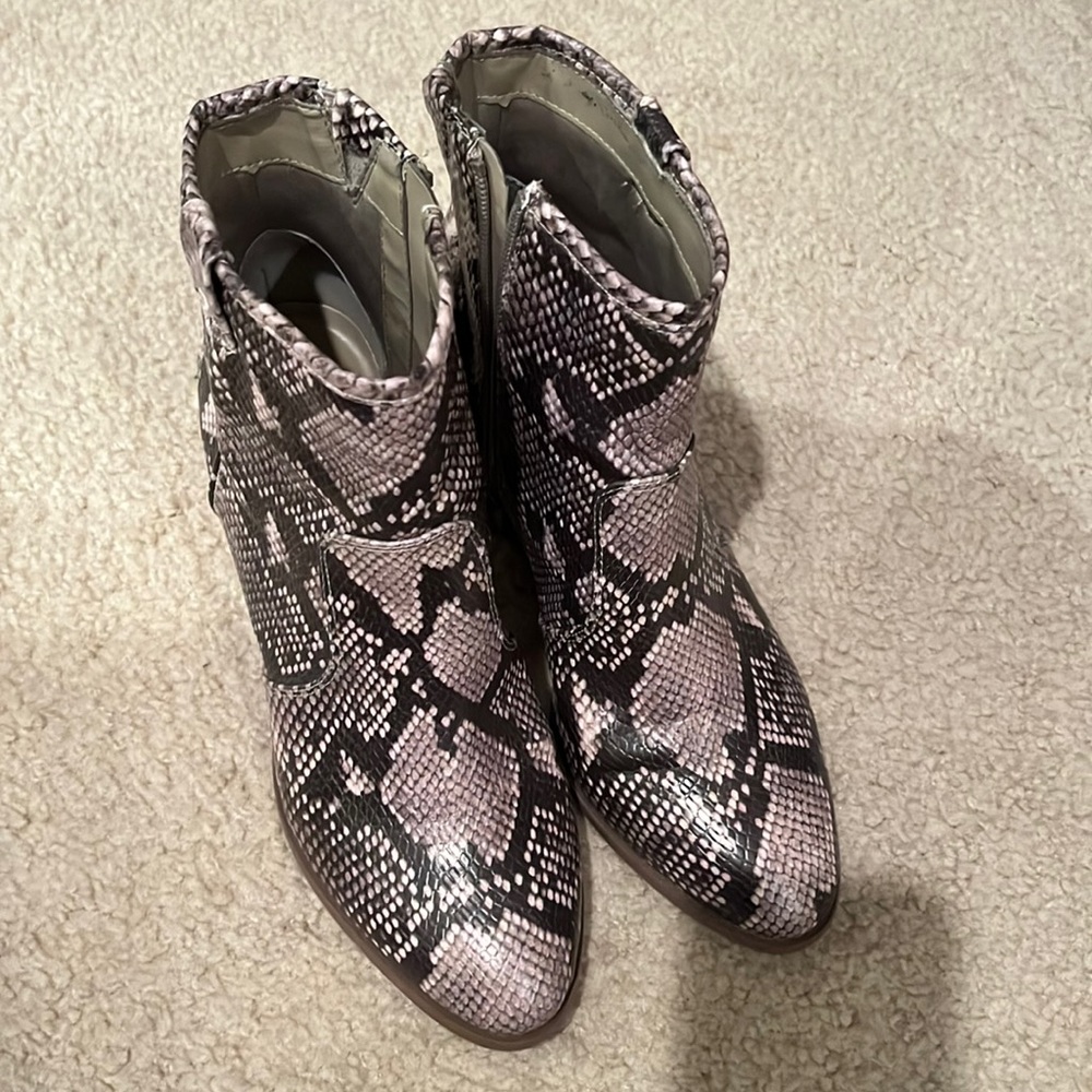 Carlos by Carlos Santana Rowan Vegan Snake Ankle Boot Women's 8M